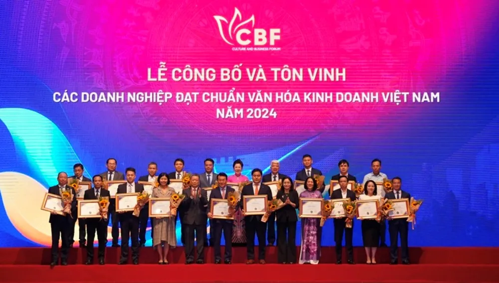 Các doanh nghiệp "Doanh nghiệp đạt chuẩn Văn hóa kinh doanh Việt Nam" năm 2024. agribank-doanh-nghiep-dat-chuan-van-hoa-kinh-doanh-viet-nam-nam-2024-2.jpg