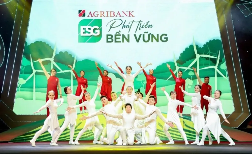 agribank-dat-giai-dac-biet-hoi-thi-ngan-hang-xanh-cho-cuoc-song-xanh-3.jpg