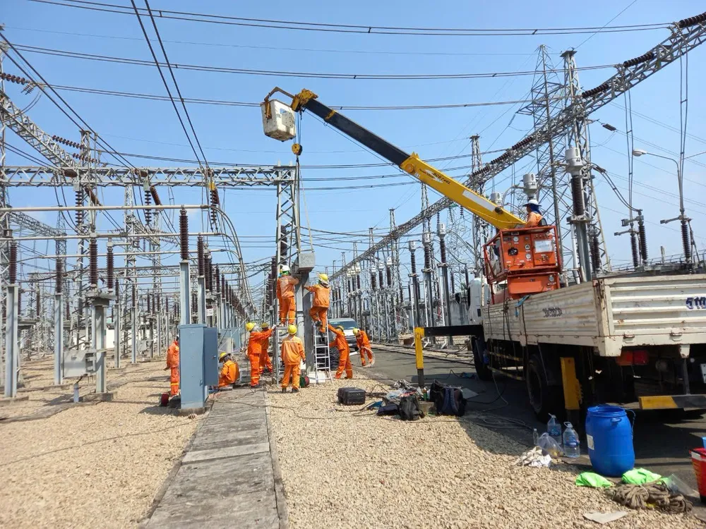 Truyền tải điện TP.HCM nỗ lực hoàn thành công trình sửa chữa lớn năm 2024.png