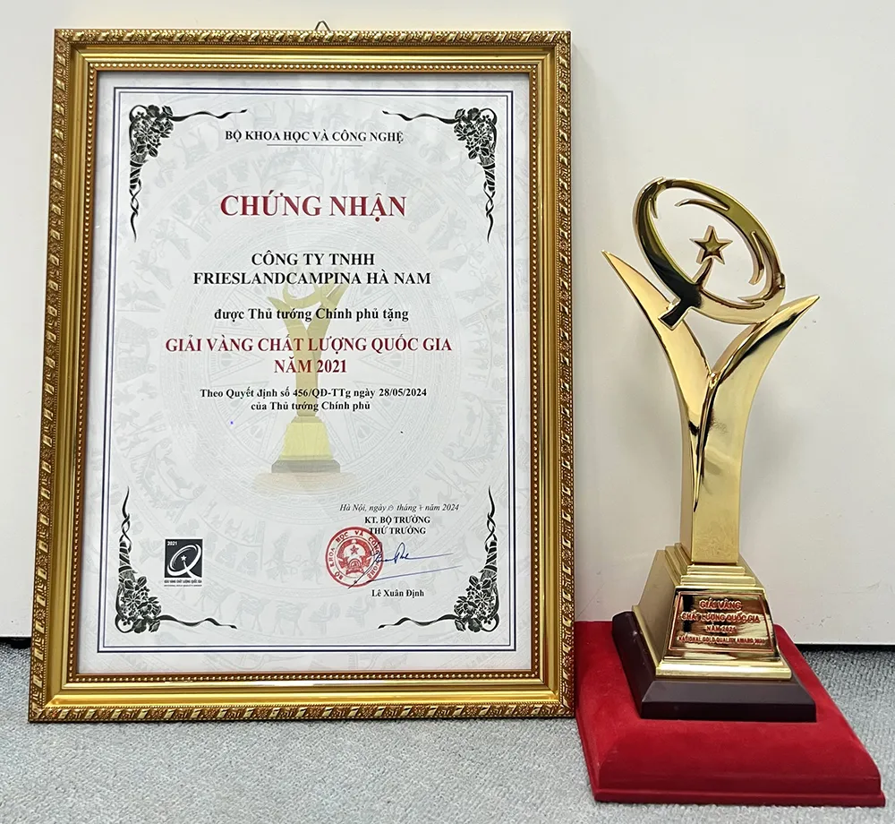 Doanh nghiệp sữa Cô Gái Hà Lan nhận Giải Vàng Chất lượng Quốc gia.jpg