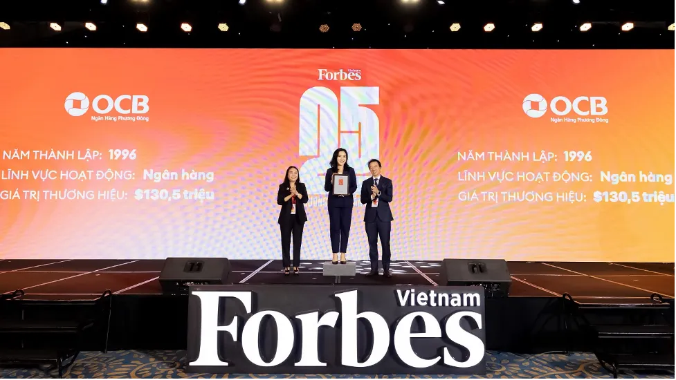 Phát triển bền vững và tiên phong số hóa, OCB vào Top thương hiệu niêm yết dẫn đầu năm 2024.png