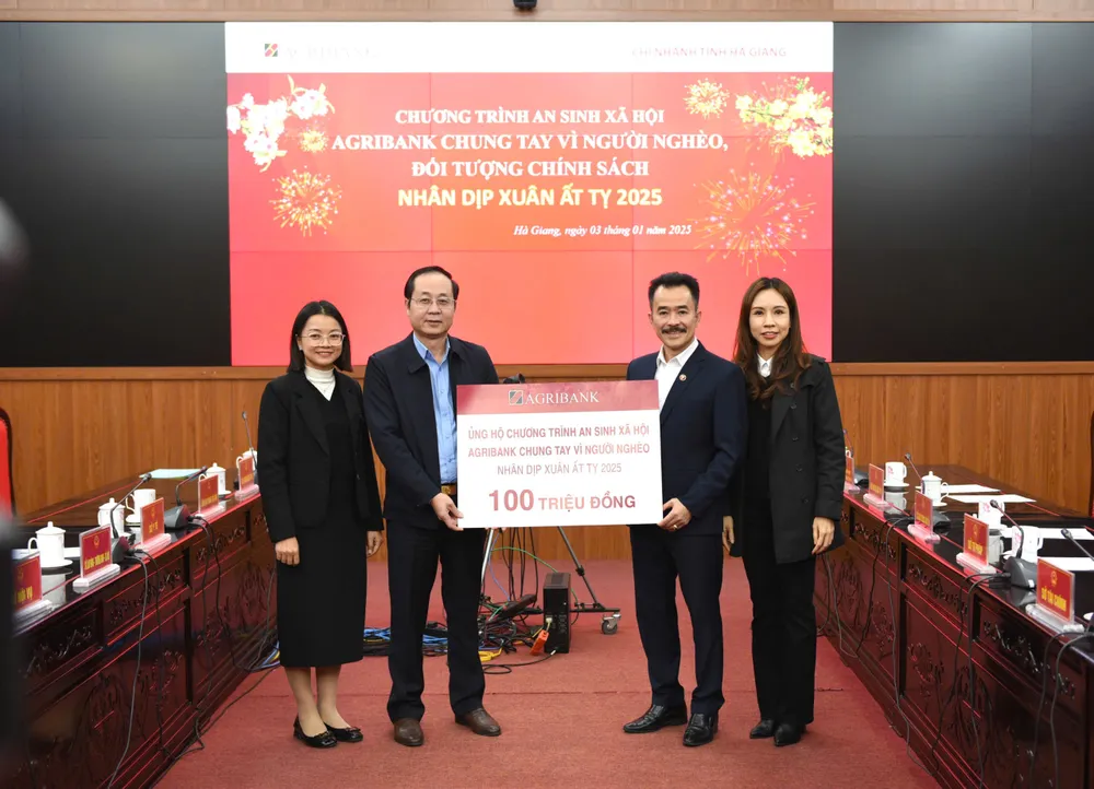 agribank-chung-tay-vi-nguoi-ngheo-doi-tuong-chinh-sach-nhan-dip-xuan-at-ty-nam-2025-3.jpg