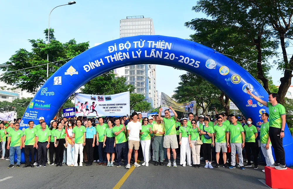 Chương trình Đi bộ từ thiện Đinh Thiện Lý 2025 vận động được 3,4 tỷ đồng cho người nghèo đón Tết.JPG