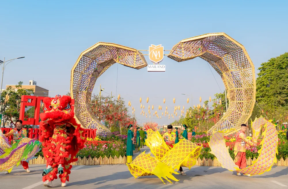 Home Hanoi Xuan 2025 chính thức khai hội, đón khách về du xuân.png