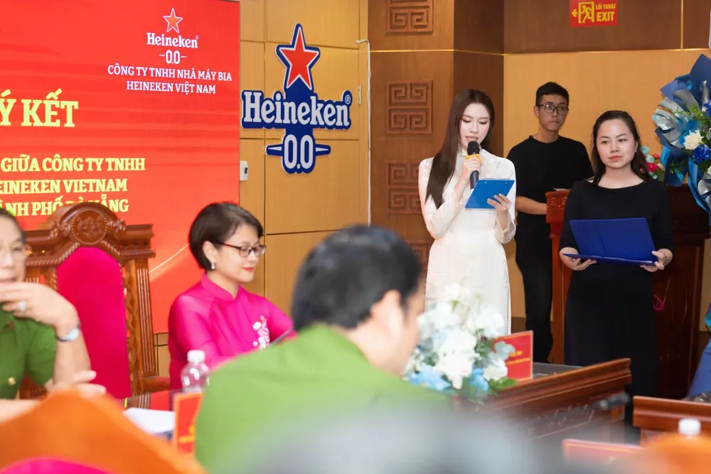 Sự kiện nhằm hướng tới mục tiêu chung tay xây dựng TP. Đà Nẵng an toàn và văn minh, nơi mỗi người dân đều ý thức sâu sắc về trách nhiệm đối với bản thân và cộng đồng. Nguồn ảnh: Heineken Việt Nam heineken-viet-nam-ky-bien-ban-ghi-nho-cung-cong-an-tp-da-nang-thuc-day-van-hoa-uong-co-trach-nhiem-5.JPG