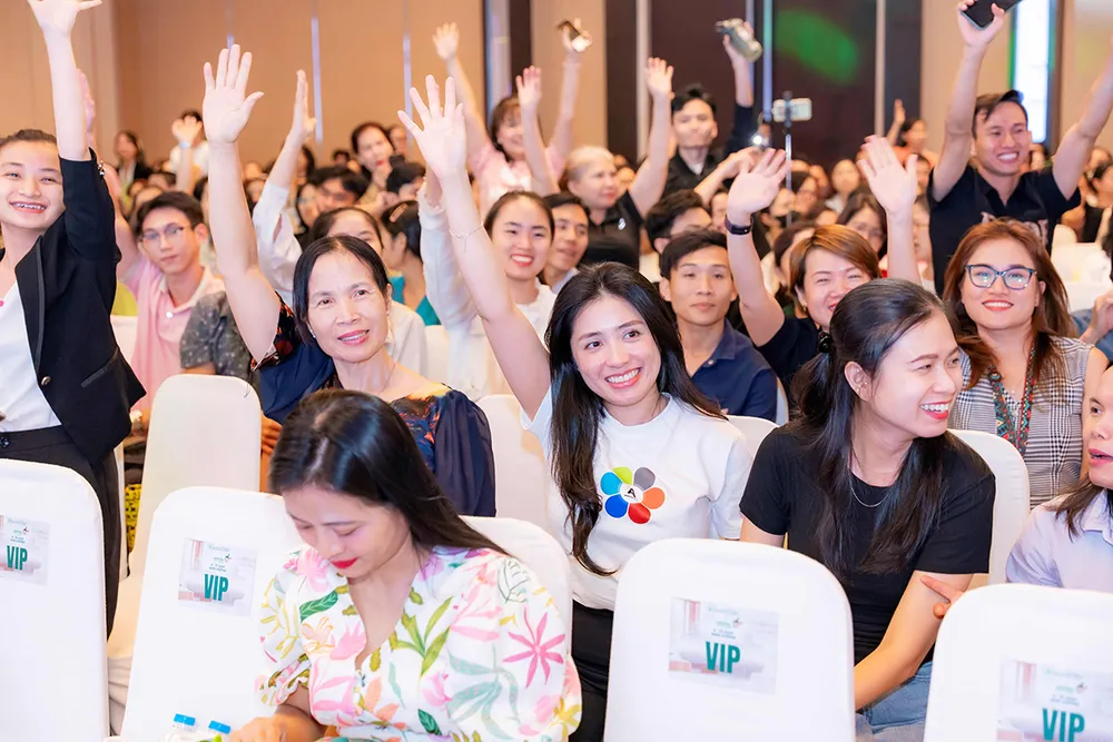 Dự kiến đến cuối năm 2025, hơn 30.000 Nhà phân phối Amway sẽ hoàn tất chương trình đào tạo. amway-trien-khai-dao-tao-30-000-nha-phan-phoi-ve-buoi-sang-dinh-duong-2.jpg