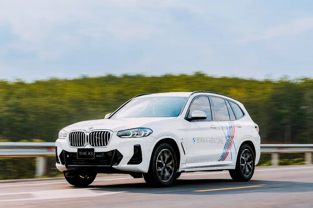 BMW X3 sở hữu không gian rộng rãi cùng khả năng vận hành ấn tượng. nang-tam-trai-nghiem-voi-6-dong-xe-noi-bat-tu-thaco-auto-2.jpg