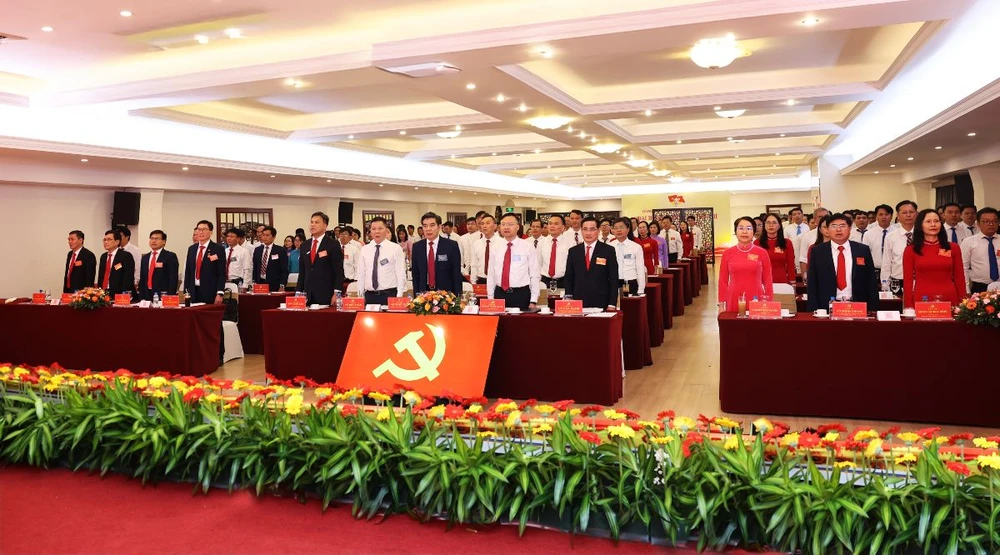 Toàn cảnh Đại hội Đảng bộ Tổng Công ty Phát điện 3 lần thứ VIII, nhiệm kỳ 2025 – 2030. Đảng bộ EVNGENCO3 quyết tâm thực hiện thắng lợi các nhiệm vụ trọng tâm và 3 khâu đột phá nhiệm kỳ 2025–2030.png