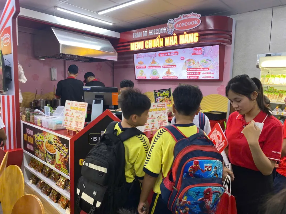 Trạm Mì Acecook ra mắt tại cửa hàng Ministop với menu chuẩn nhà hàng, tiện lợi mọi lúc.JPG