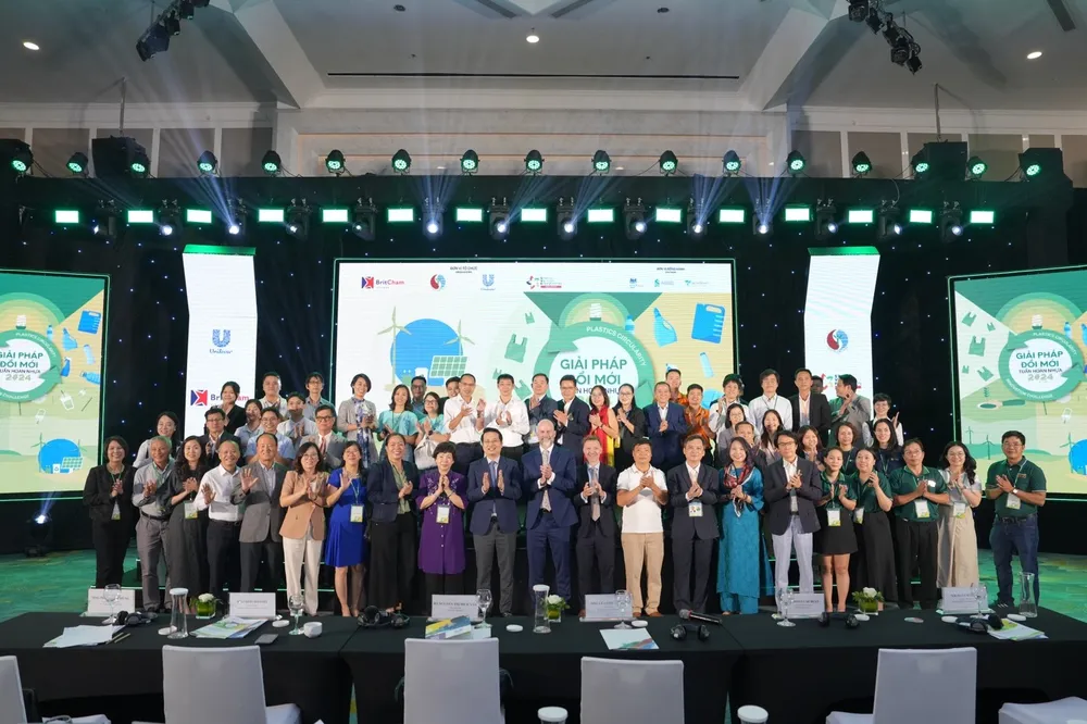 Unilever Việt Nam và hành trình kiến tạo kinh tế tuần hoàn từ rác thải nhựa.jpg
