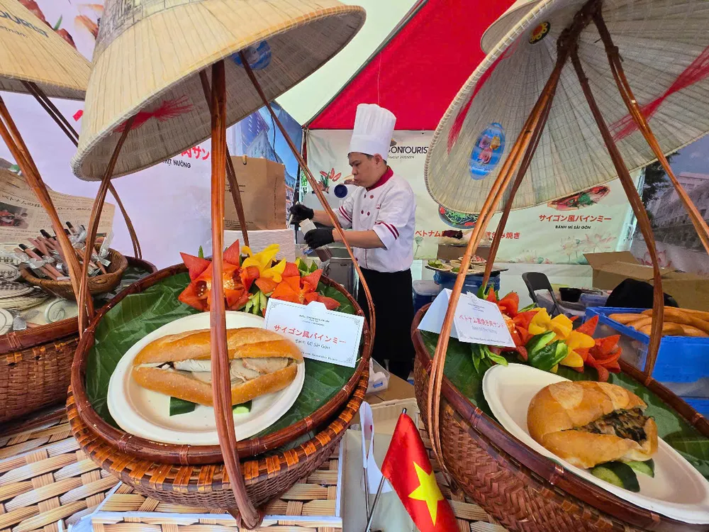 saigontourist-group-to-chuc-thanh-cong-le-hoi-van-hoa-am-thuc-tai-osaka-nhat-ban-5.jpg