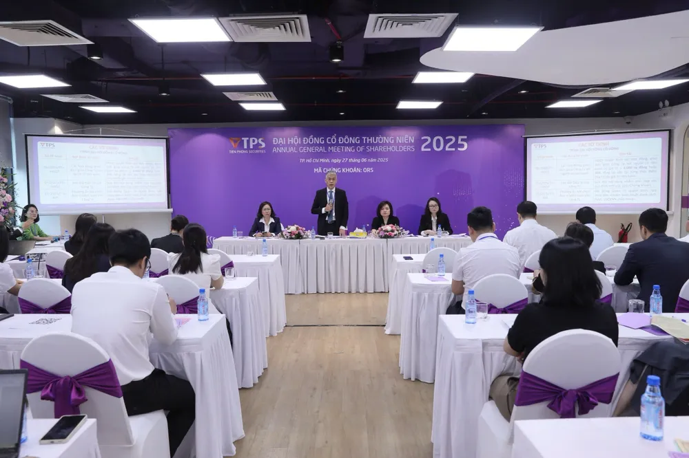 ĐHCĐ Chứng khoán Tiên Phong: Hướng đến tăng trưởng bền vững và nâng cao năng lực cạnh tranh.jpg