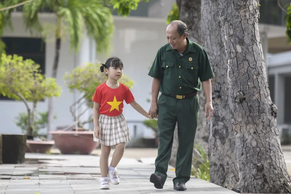 Vinamilk ‘viết tiếp câu chuyện hòa bình’ bằng tranh và hành động.jpg