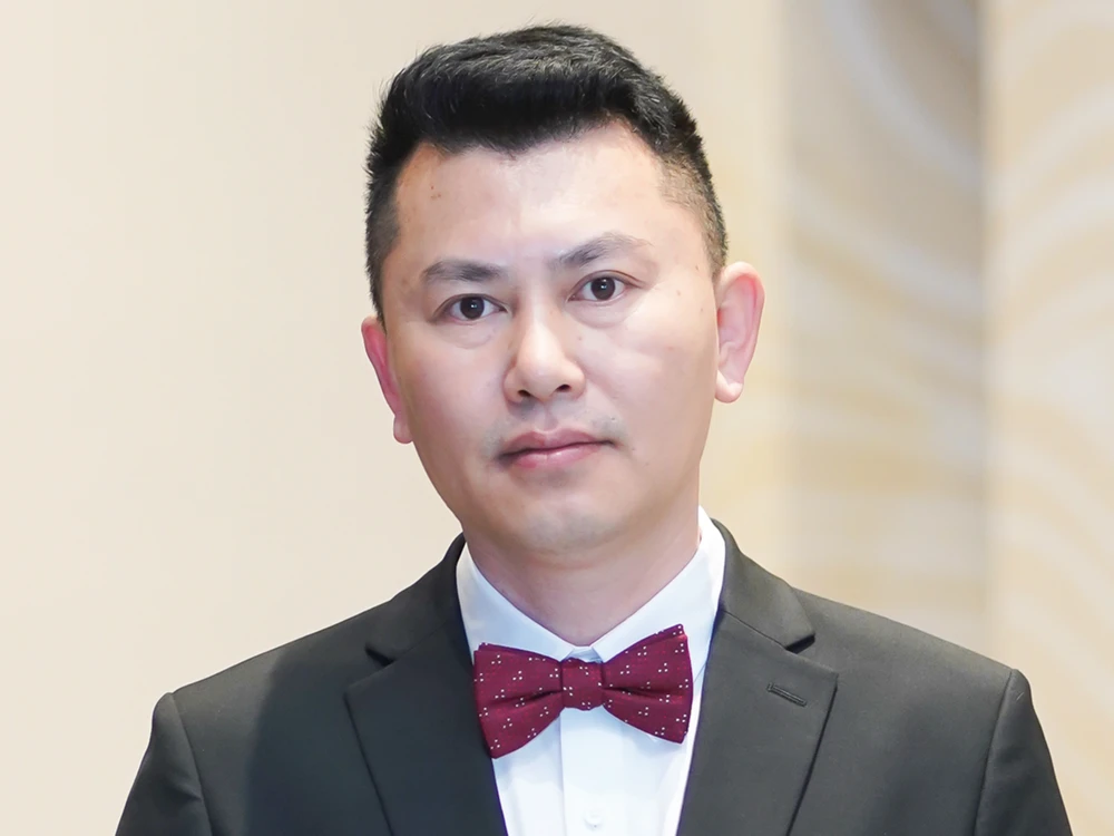 CEO Trần Thanh Phương đoạt Giải Vàng IBA Stevie Awards lĩnh vực pháp lý.png