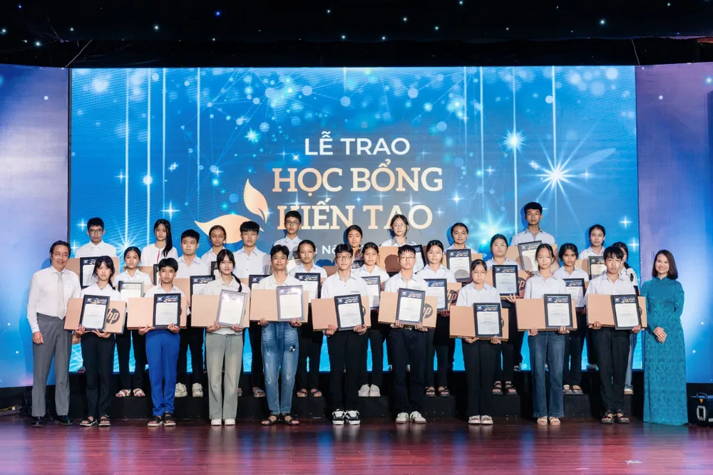Học bổng Kiến tạo Vinschool: 5 năm tiên phong thu hẹp khoảng cách giáo dục.jpg