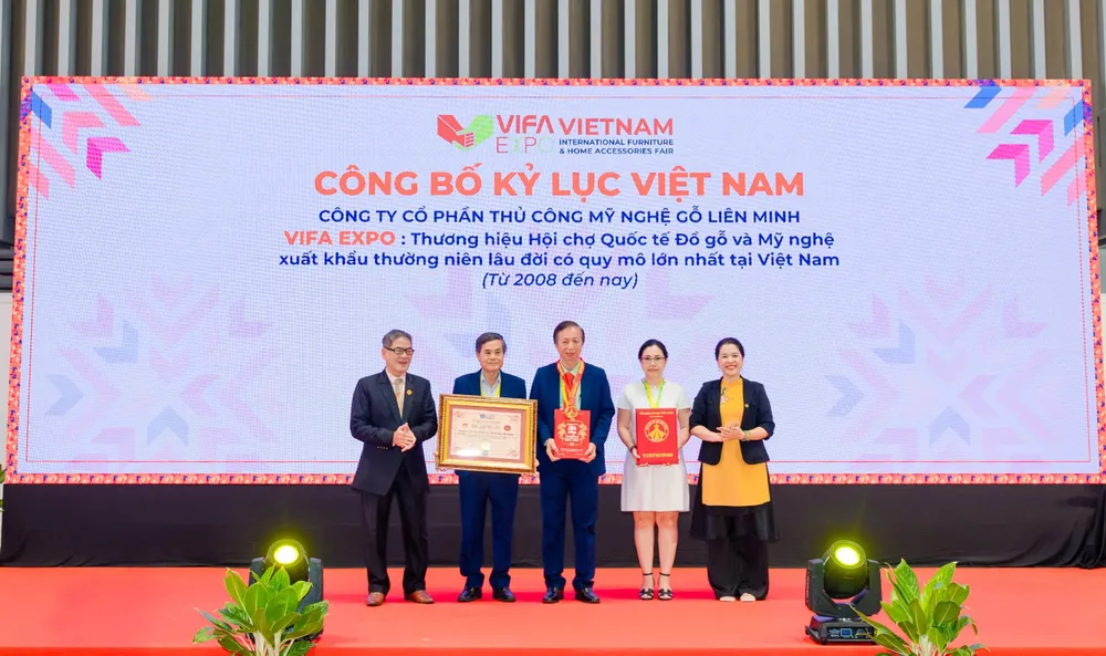 vifa-expo-hanh-trinh-tu-con-so-0-den-ngoi-vi-ky-luc-viet-nam.jpg