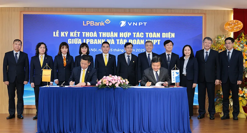 vnpt-va-lpbank-ky-hop-tac-toan-dien-thuc-day-chuyen-doi-so-va-phat-trien-ben-vung.jpg