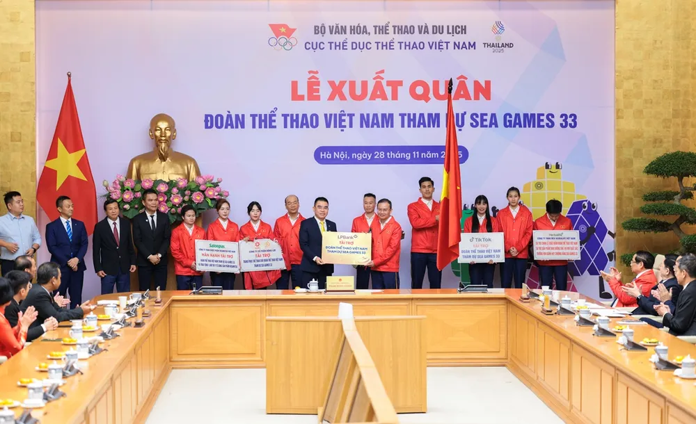 lpbank-tiep-lua-doan-the-thao-viet-nam-chinh-phuc-vang-tai-sea-games-33-2.jpg