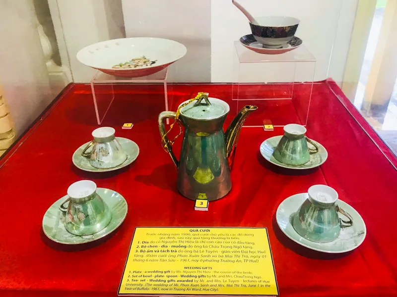 Xem chiếc giường tân hôn trong đám cưới xưa ở Huế ảnh 3 Xem chiếc giường tân hôn trong đám cưới xưa ở Huế ảnh 3