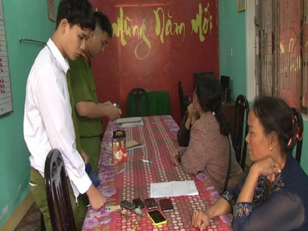 Cỏ Mỹ bán ở tiệm bắp rang ảnh 1