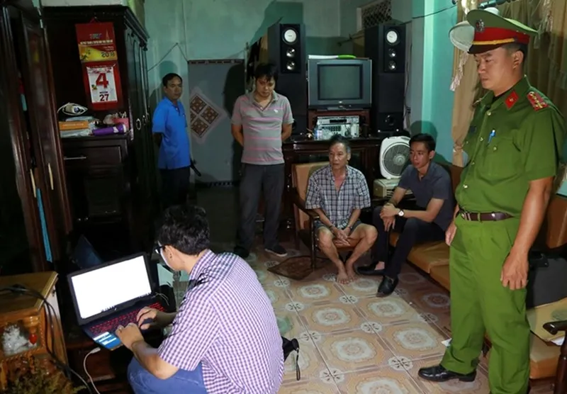 Phá đường dây đánh bạc tiền tỉ ở Huế ảnh 2