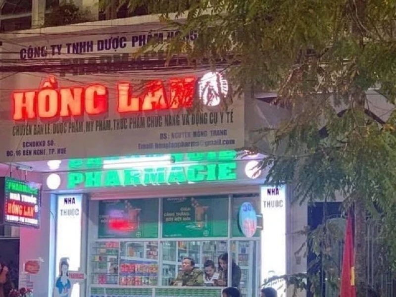 Bị phạt 50 triệu đồng vì bán hộp khẩu trang giá 200.000 đồng ảnh 1