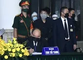 Những dòng xúc động tiễn biệt nguyên Tổng Bí thư Lê Khả Phiêu