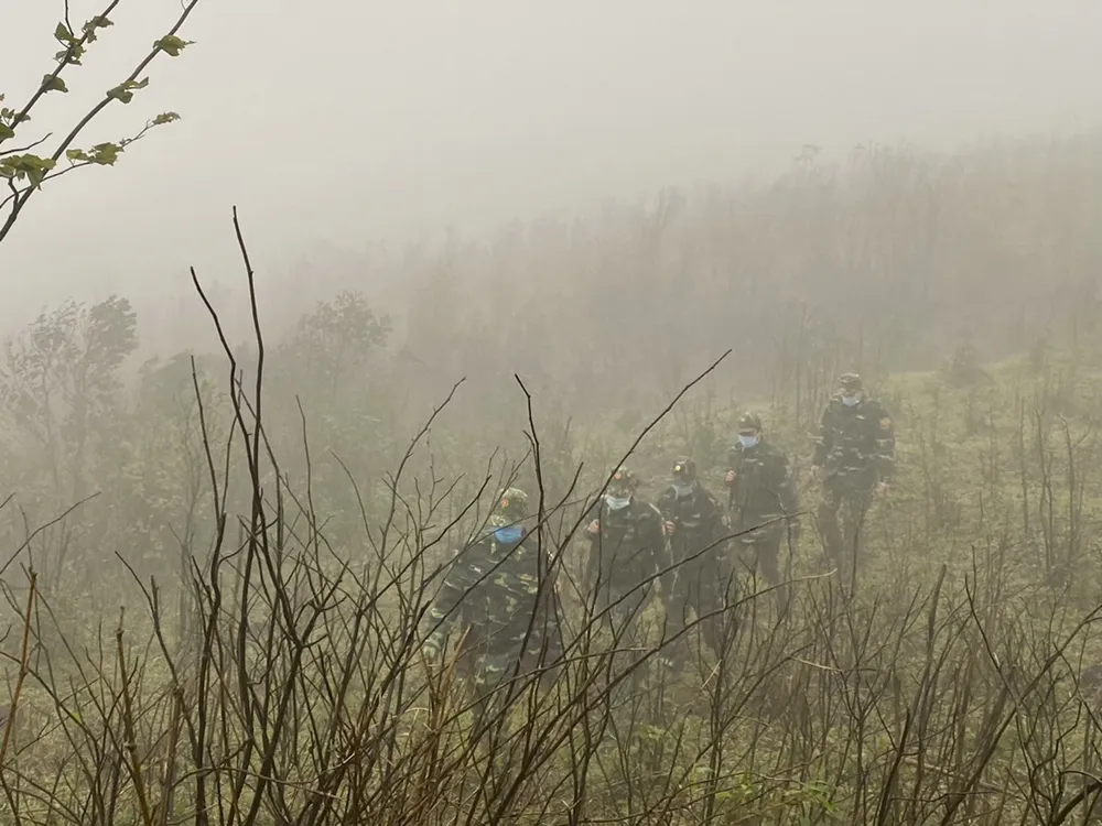 Hình ảnh lính biên phòng tuần tra giữa trời đông giá rét ảnh 8