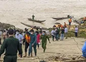 Phó Giám đốc Sở Giao thông Quảng Trị bị kiểm điểm vì không mặc áo phao ảnh 2 Giải cứu thành công đoàn cán bộ sở GTVT mắc kẹt trên sông Thạch Hãn