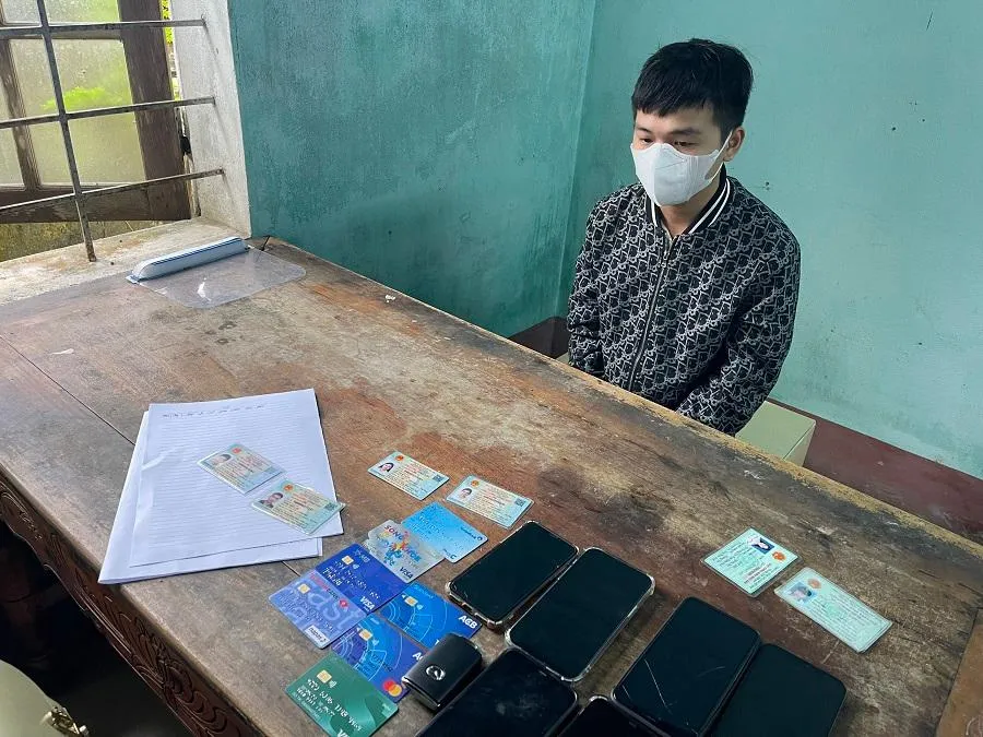 Trần Văn Quý tại cơ quan công an. Ảnh: B.T