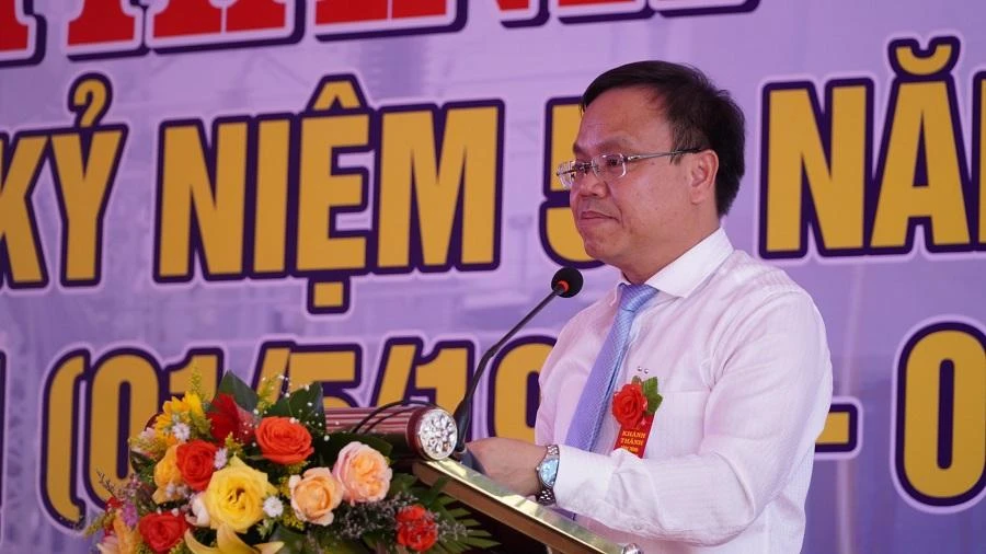 Ông Lê Đức Tiến - Phó Chủ tịch UBND tỉnh Quảng Trị phát biểu tại buổi lễ.