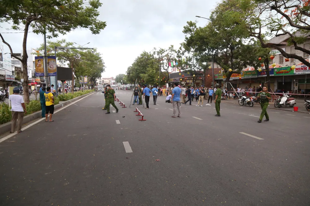 Lực lượng chức năng điều tra làm rõ vụ việc. Lực lượng chức năng điều tra làm rõ vụ việc.