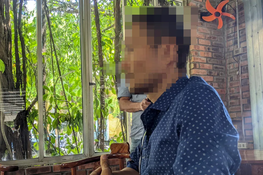 Ông NHN phản ánh sự việc với PV. Ảnh: N.D Ông NHN phản ánh sự việc với PV. Ảnh: N.D