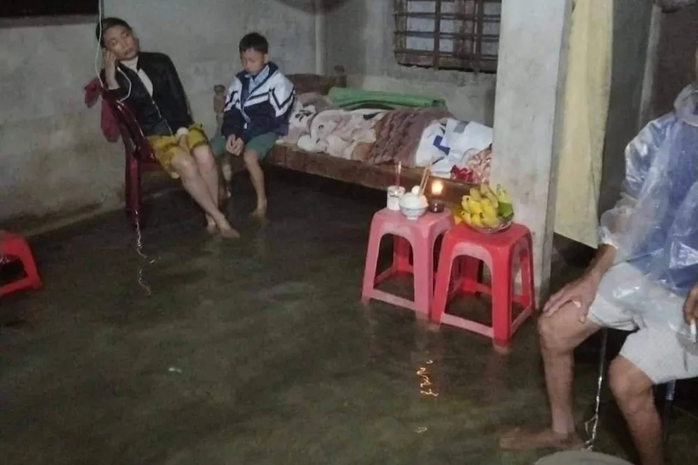 Nhà ông Thiện bị ngập nước