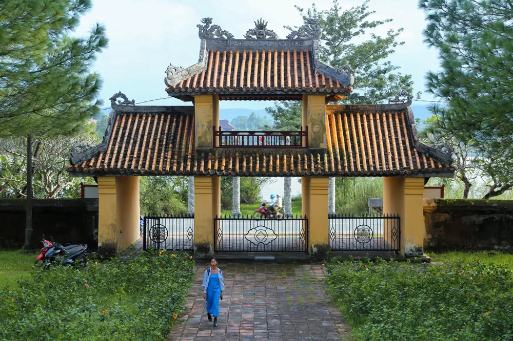 Di tích này được xây dựng vào năm 1808, là nơi thờ tự các bậc Tiên thánh, Tiền hiền Nho học và các bậc hiền tài của đất nước.