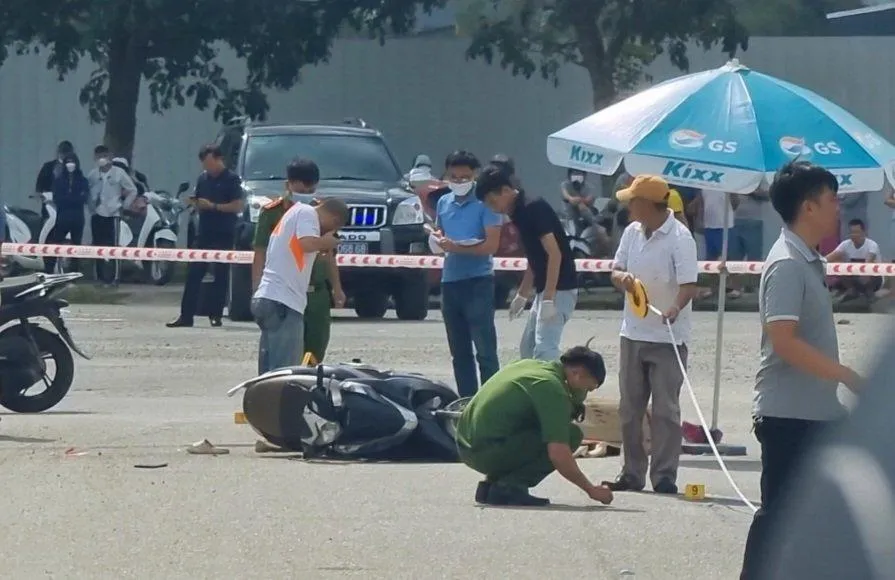 Lực lượng chức năng điều tra làm rõ nguyên nhân vụ tai nạn. Ảnh: ND Lực lượng chức năng điều tra làm rõ nguyên nhân vụ tai nạn. Ảnh: ND