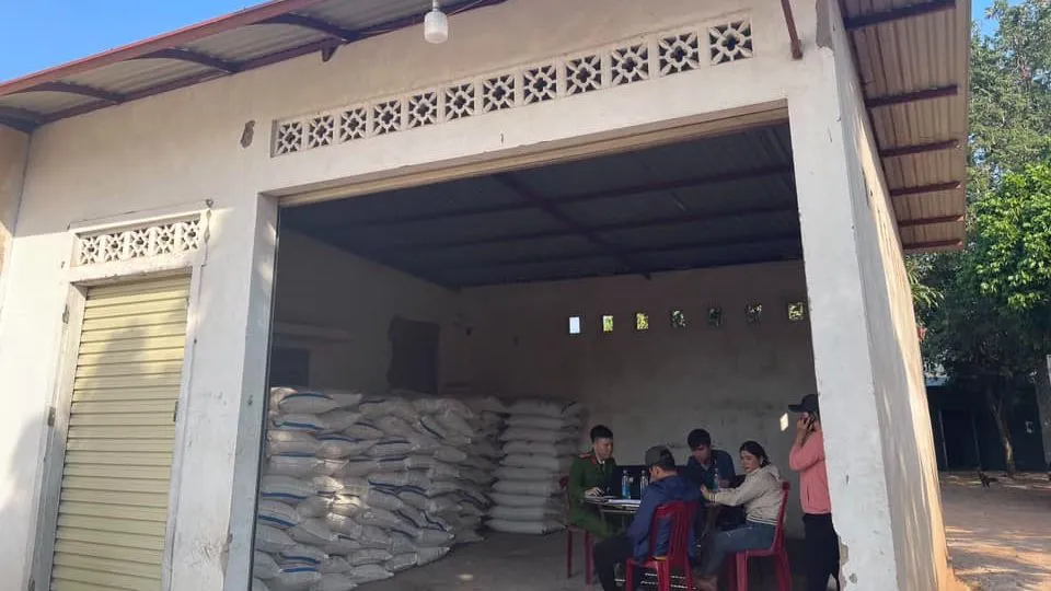 10 tấn đường trắng không có giấy tờ chứng minh nguồn gốc xuất xứ.