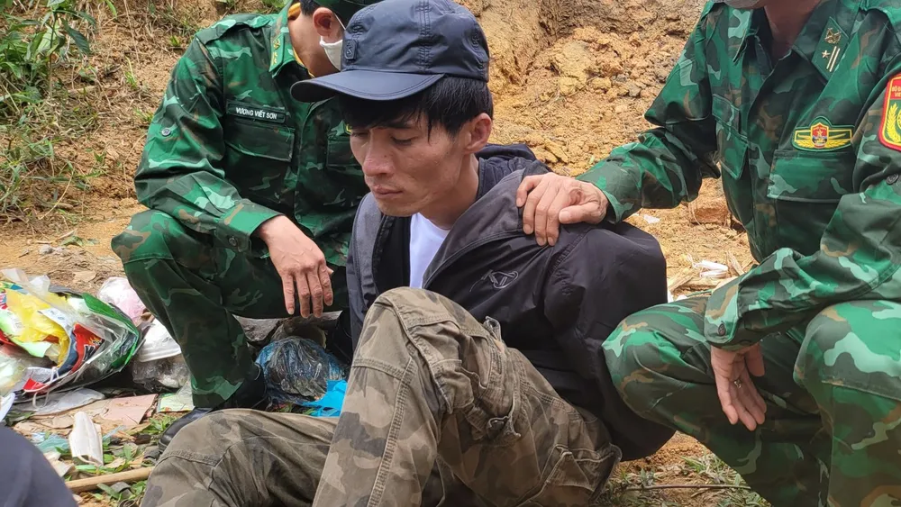 Võ Quyết Thắng bị bắt. Võ Quyết Thắng bị bắt.