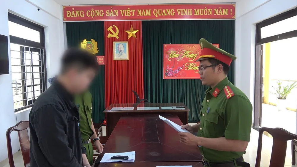 Châu Văn T tại cơ quan công an.