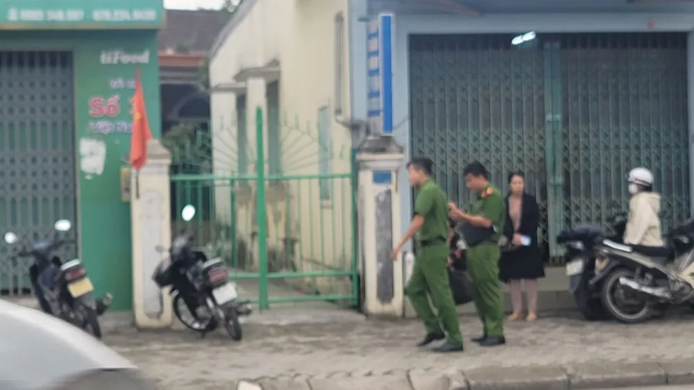 Lực lượng chức năng đang điều tra làm rõ vụ việc.