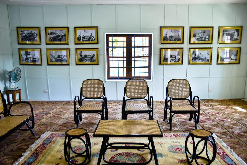 Trải qua thời gian và ảnh hưởng của thiên tai, khu di tích này bị hư hỏng và đã được cơ quan chức năng phục dựng lại một số tòa nhà chính. Ảnh: NGUYỄN DO