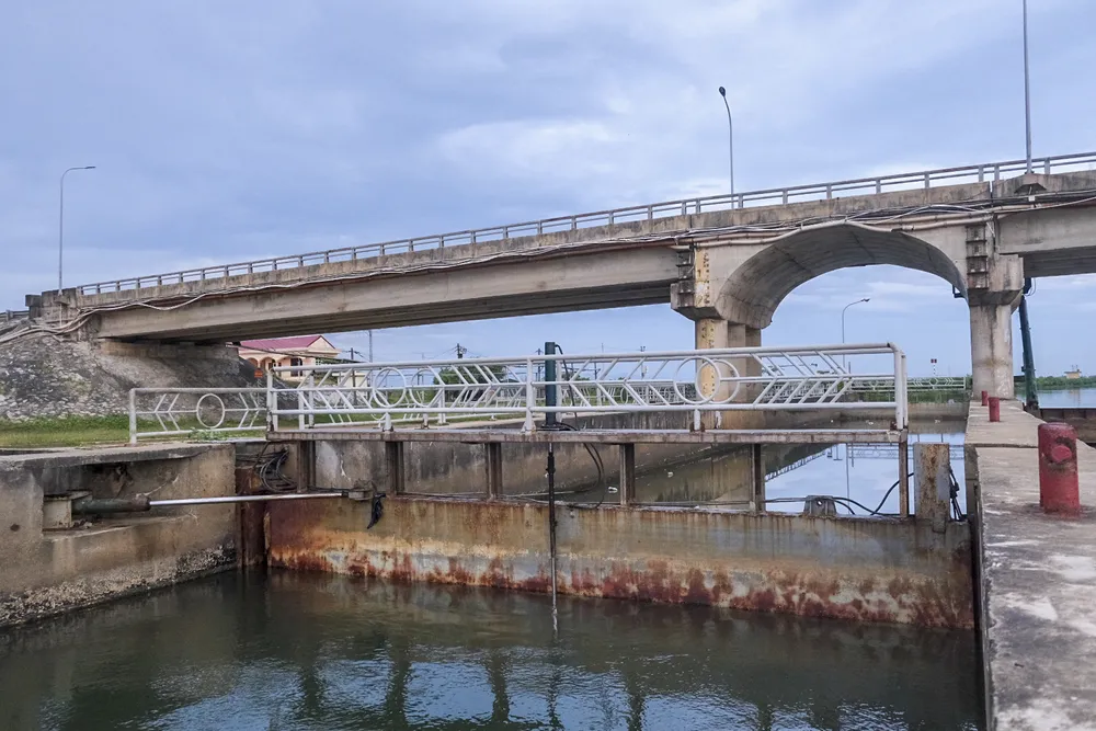 Công trình với chiều dài hơn 571m, tổng kinh phí đầu tư vào thời điểm đó là 152 tỉ đồng.