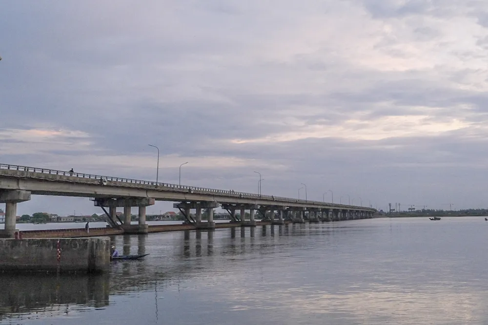 Bộ NN&amp;PTNT vừa có quyết định đầu tư 350 tỉ đồng để sửa chữa cấp bách đối với đập ngăn mặn Thảo Long.