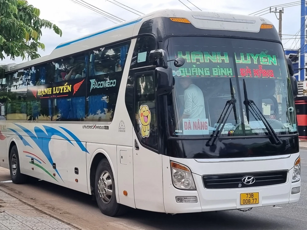Xe khách Hạnh Luyến bỏ lại hành khách giữa đường. nha-xe-hanh-luyen.jpg