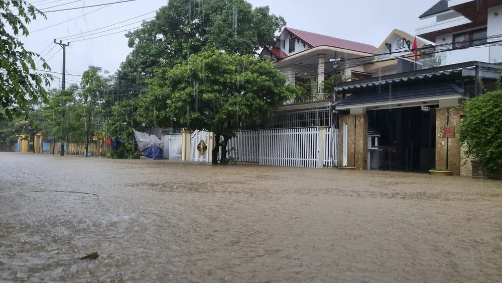 Quảng Trị: Nhiều khu vực ở TP Đông Hà ngập sâu