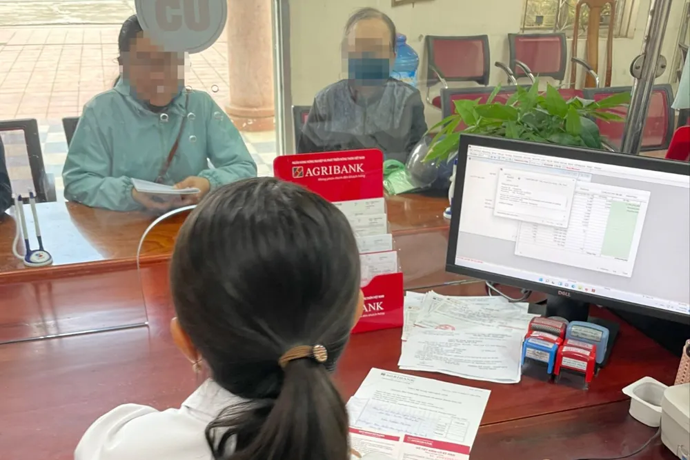 Nhân viên ngân hàng kịp thời ngăn chặn vụ lừa đảo hàng trăm triệu đồng