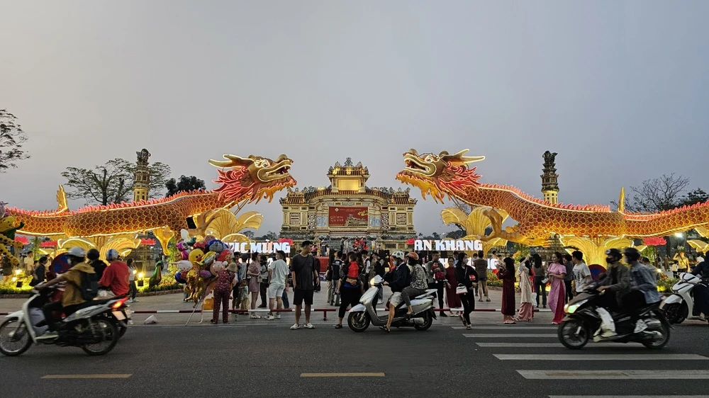 linh-vat-rong-xuan-giap-thin (10).jpg