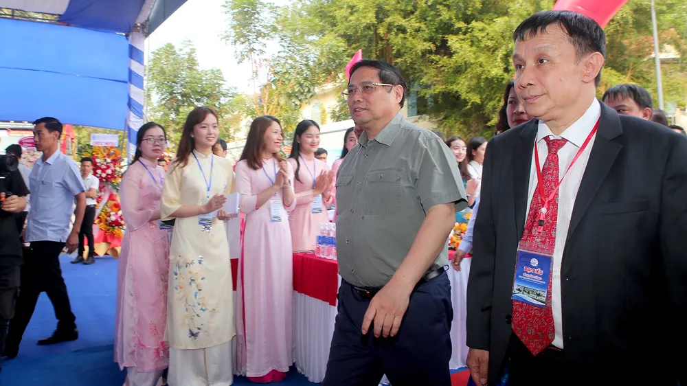 Thủ tướng Chính phủ Phạm Minh Chính dự lễ khởi công Bệnh viện Quốc tế Trung ương Huế 2. Thủ tướng dự lễ khởi công bệnh viện