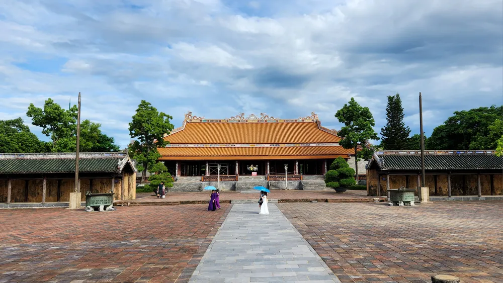 Điện Thái Hòa nằm trong Đại nội Huế