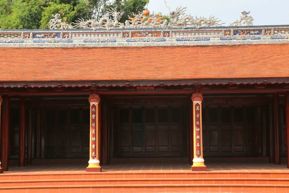 can-canh-dinh-lang-co-o-hue-sau-1-nam-trung-tu (3).jpg